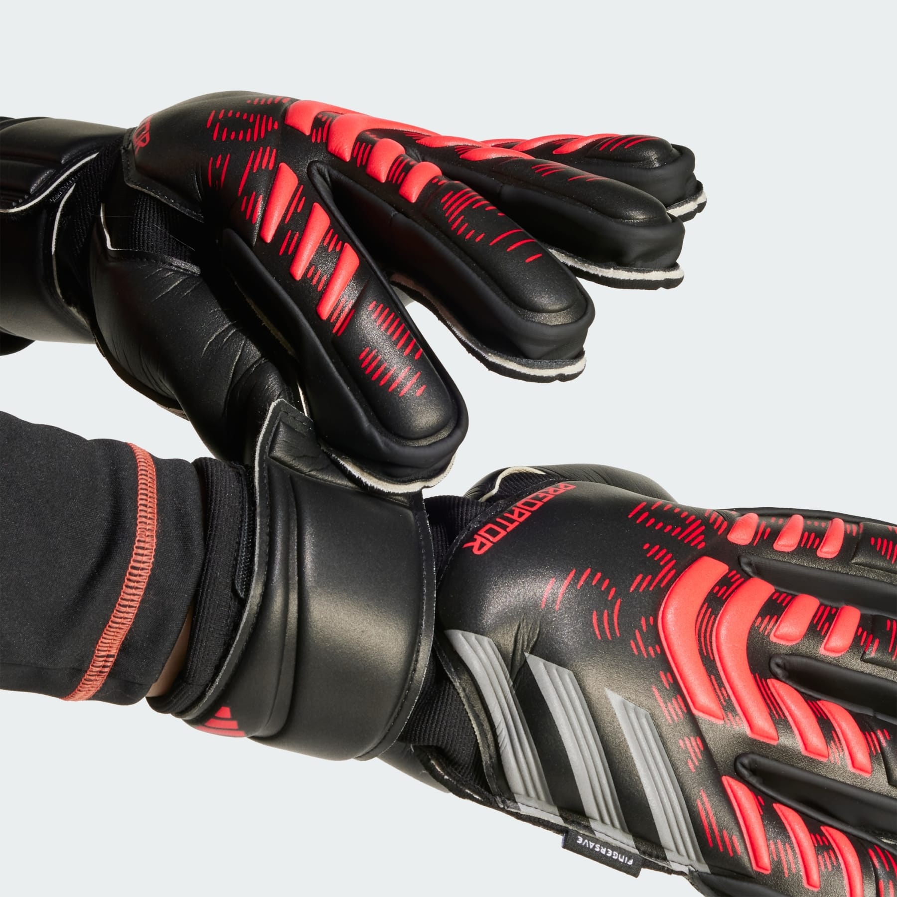 Predator Match Fingersave Goalkeeper Gloves - 5