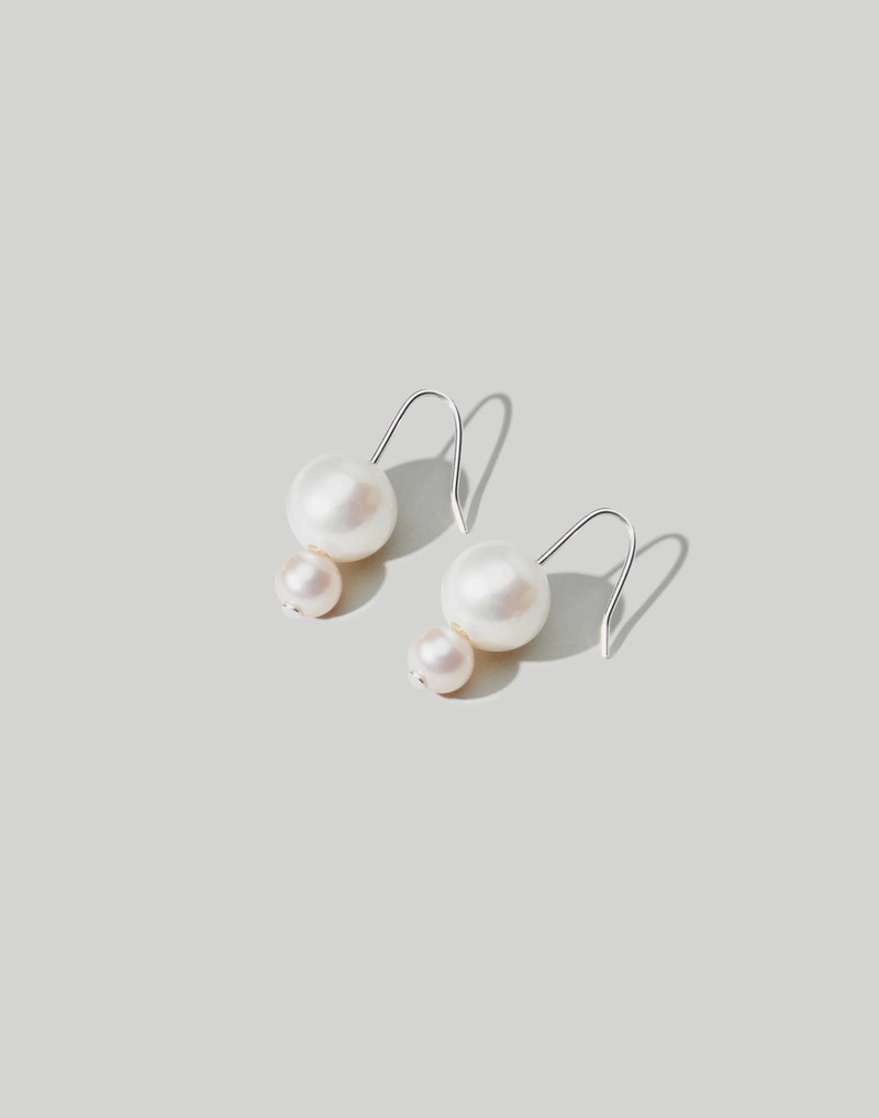 Maslo Jewelry Double Orb Pearl Earrings 1