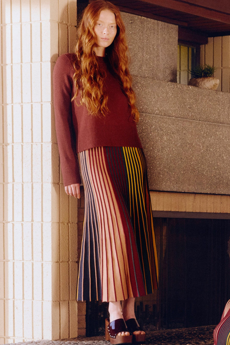 SIMONMILLER Sol Wood Sandal In Bordeaux outlook