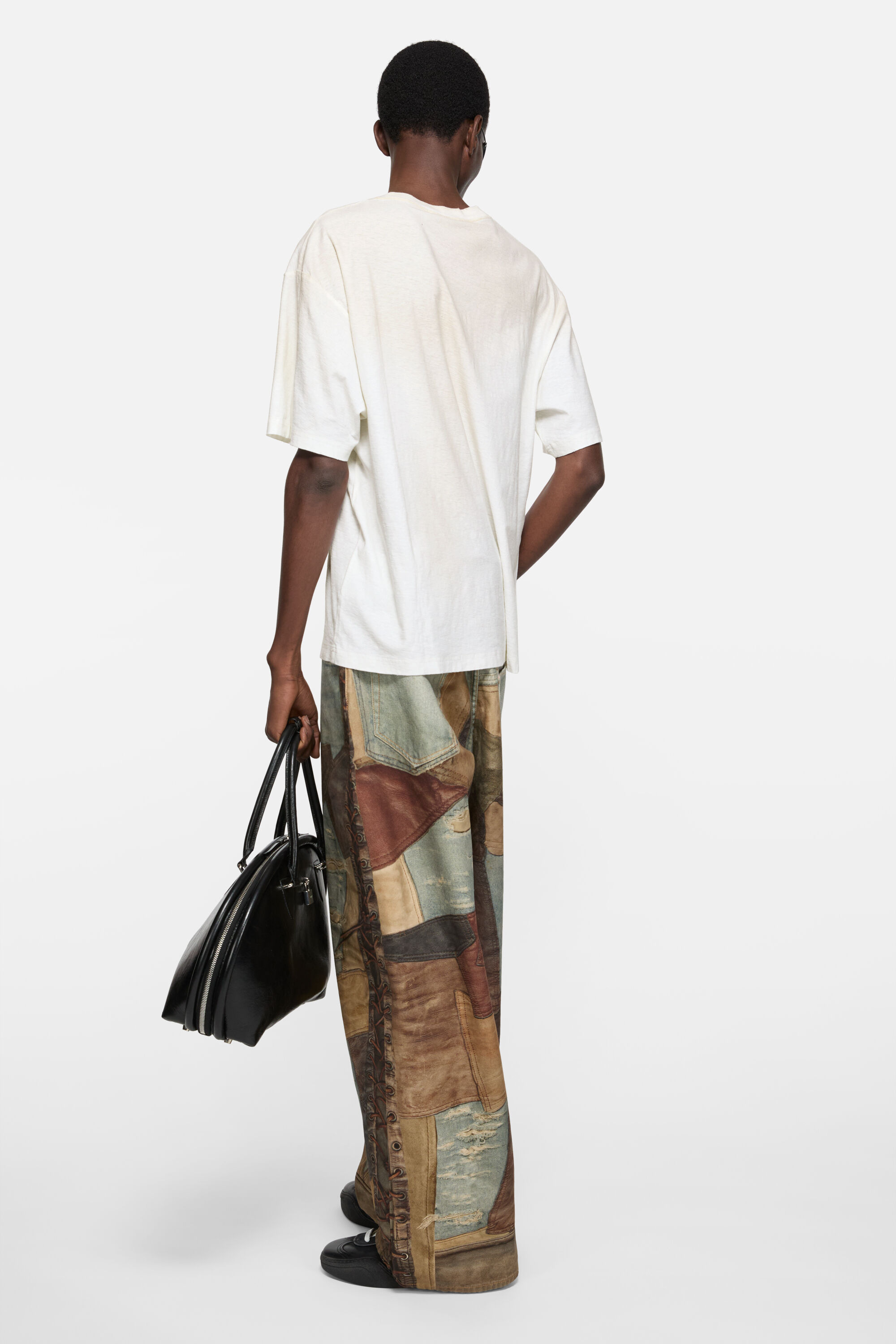 Logo t-shirt - Relaxed fit - Dusty white - 3