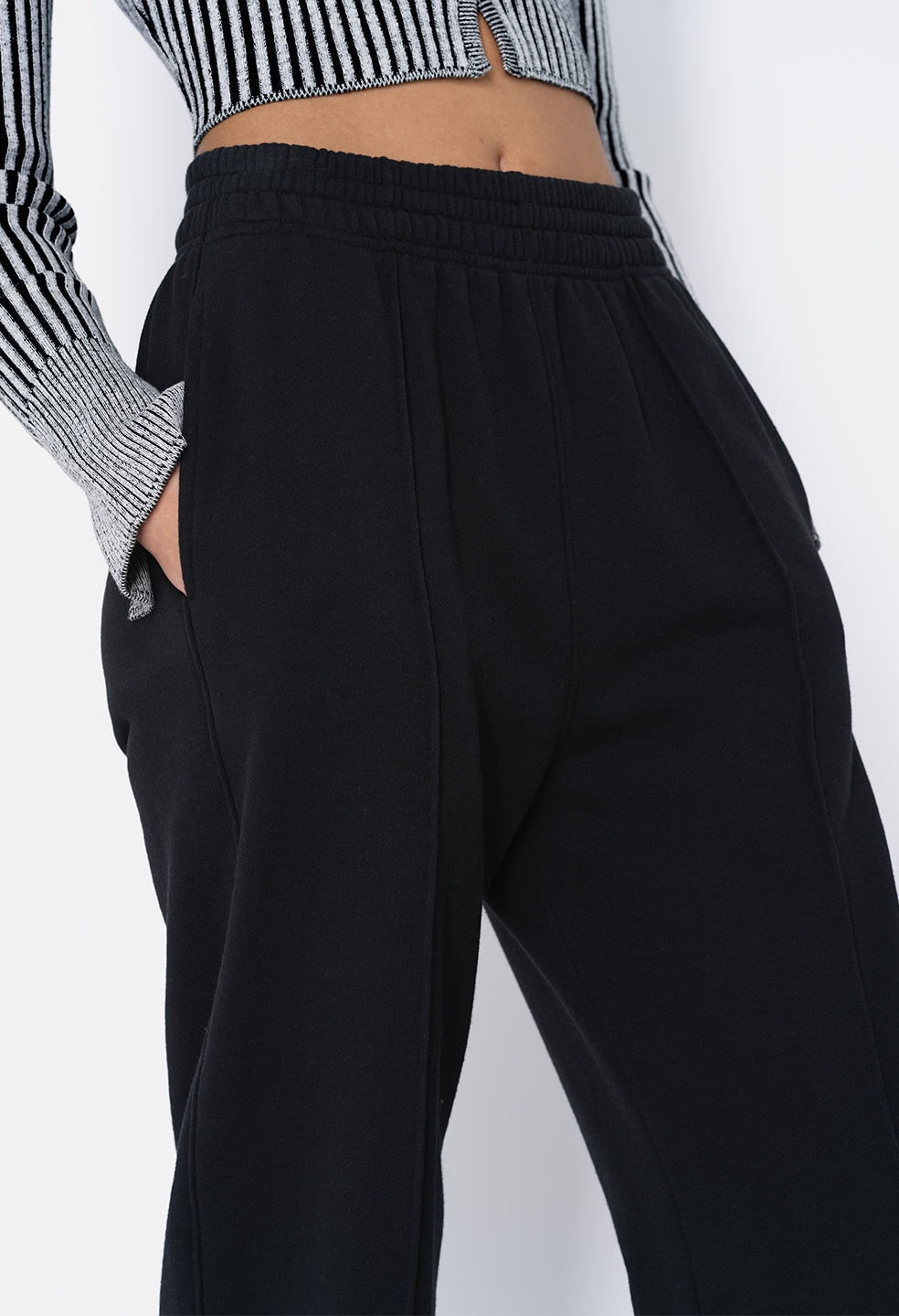 FLEECED PINTUCK SWEATPANT - 5