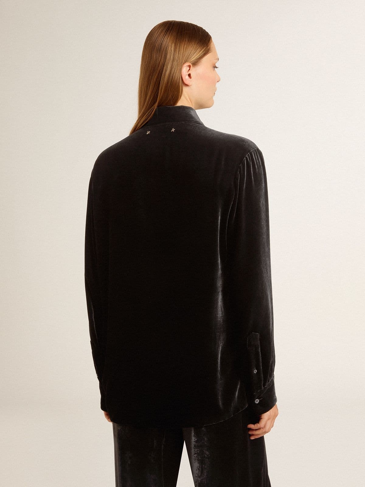 Velvet-effect black shirt with embroidery - 11