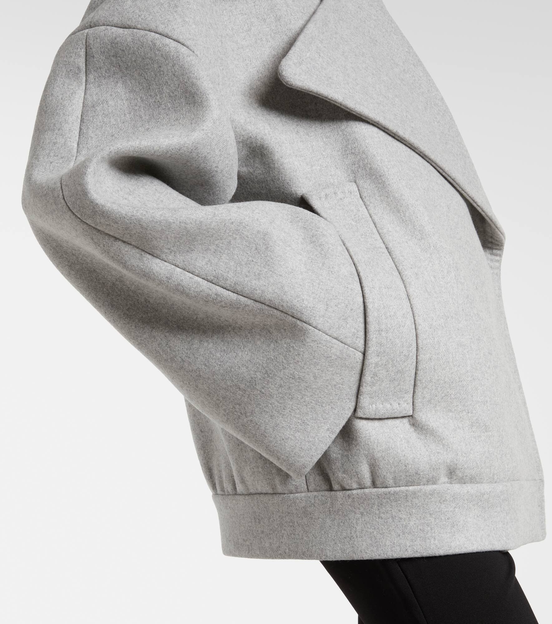 Oversized wool and cashmere peacoat - 5