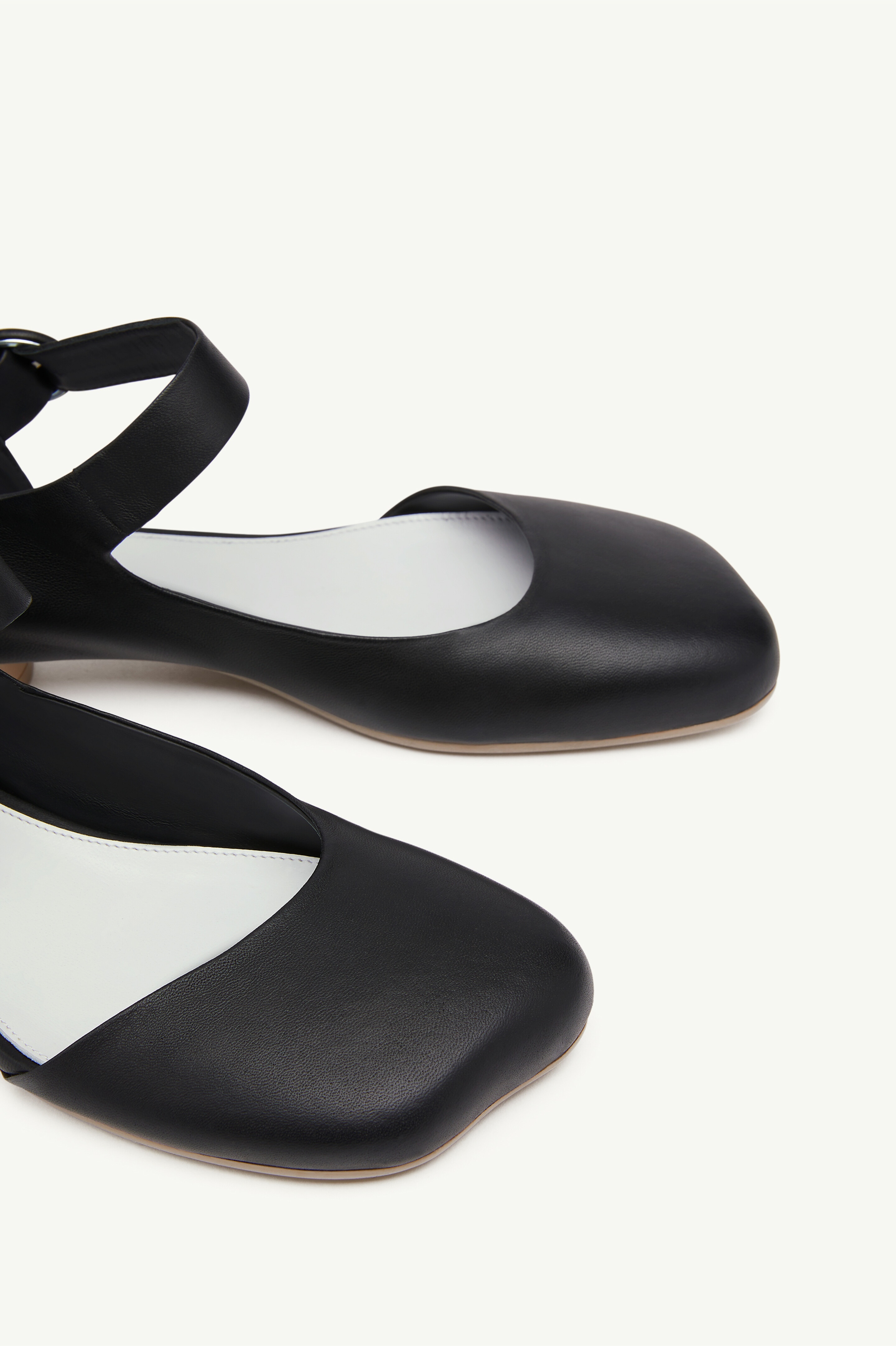 Anatomic buckled ballet flats - 4