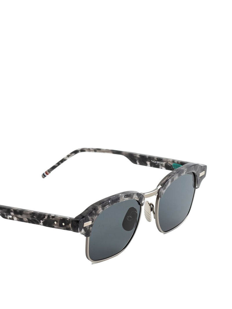 tortoiseshell-pattern sunglasses 3