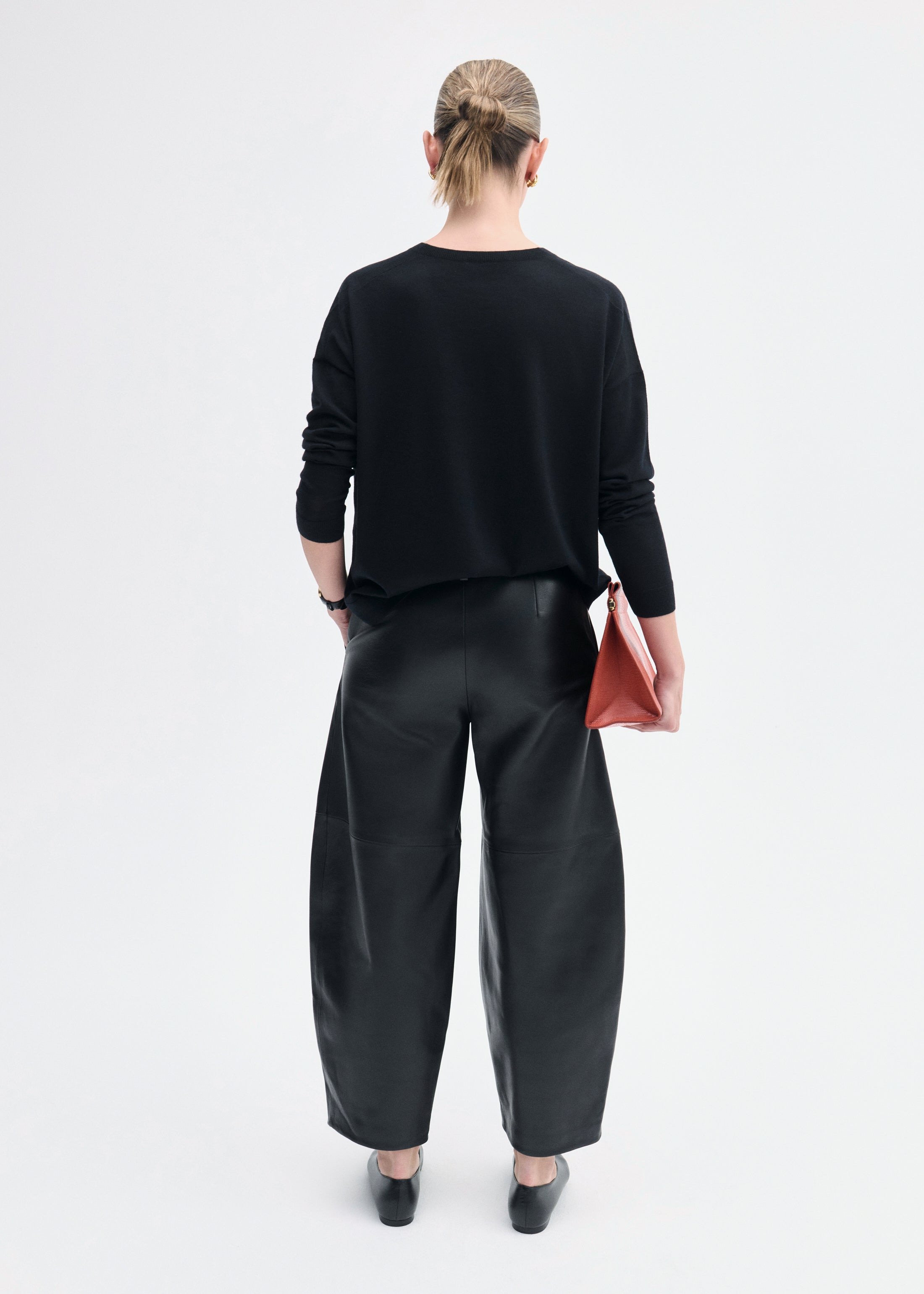 V-Neck Sweater in Fine Cashmere - 4
