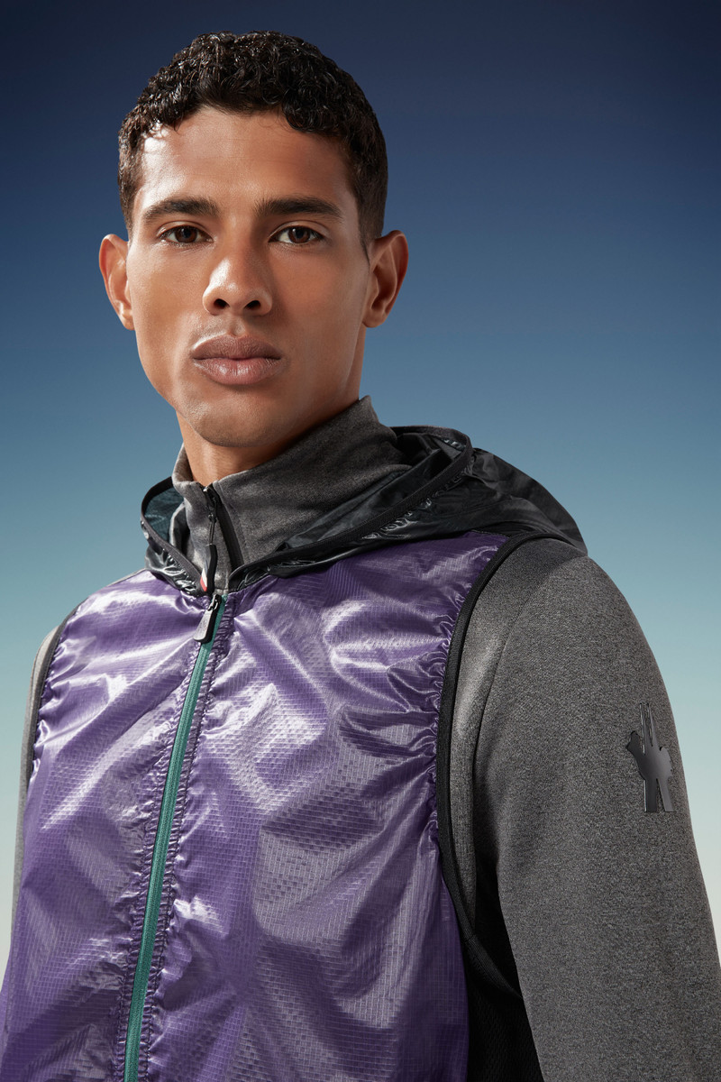 Sweatshirt with Vest 4