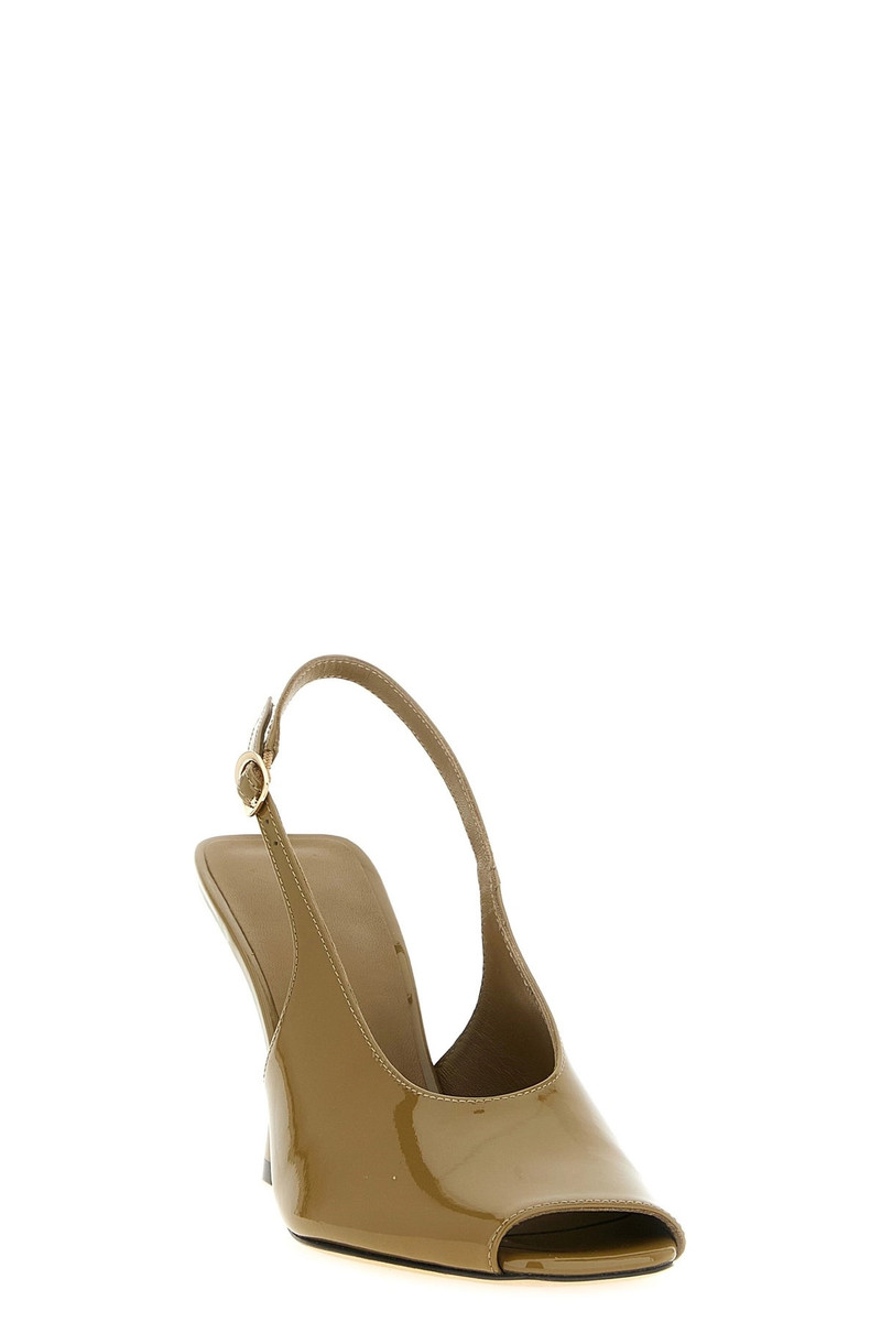 Stuart Weitzman 'Val' slingback outlook