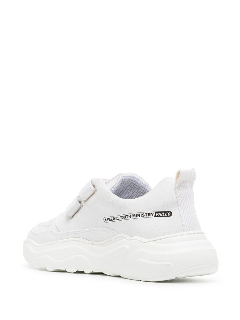 printed low-top sneakers 3