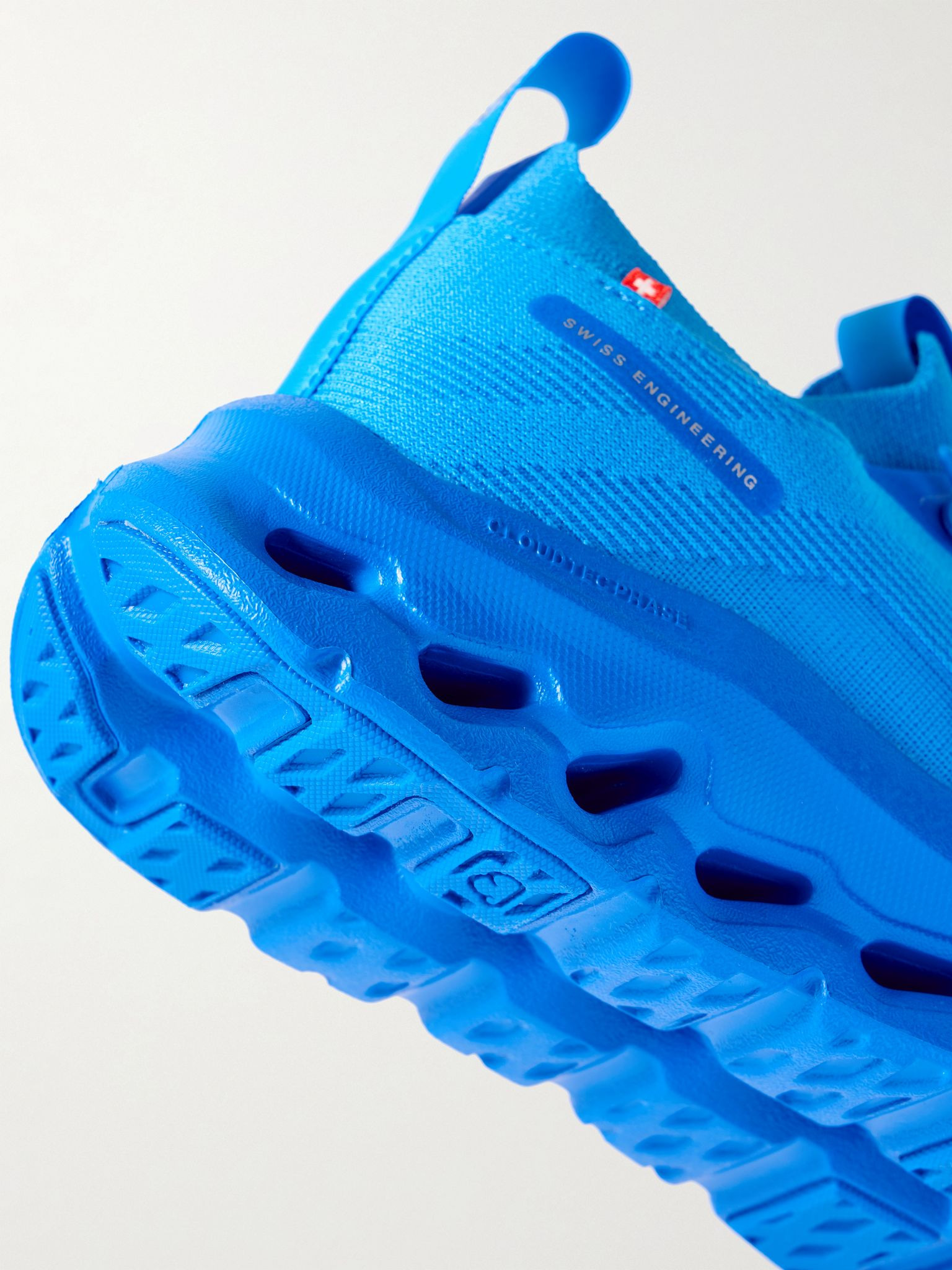 + ON Cloudtilt stretch recycled-knit sneakers Bright blue - 4