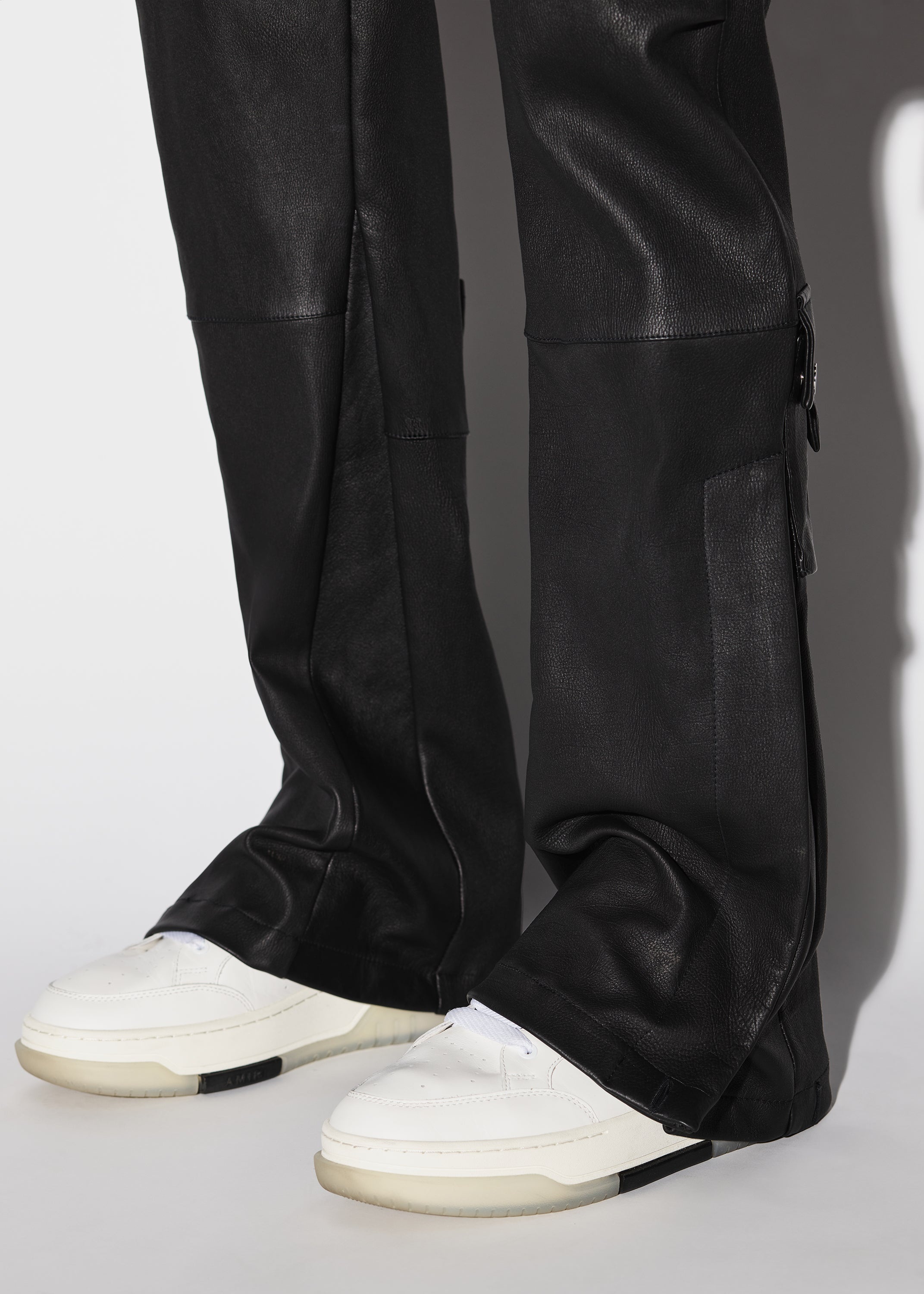 LEATHER FLAIR CARGO - 10