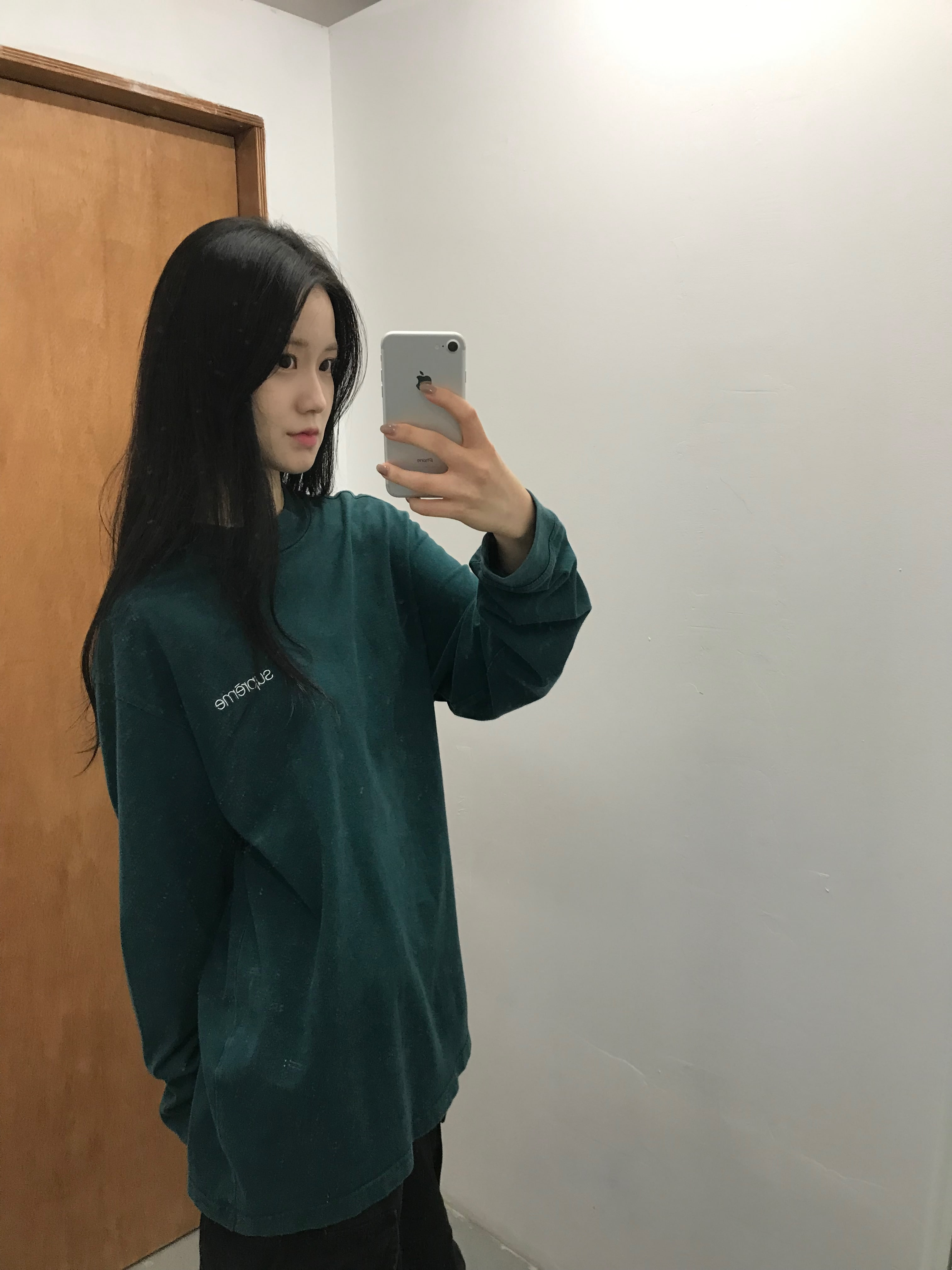 Supreme - 3