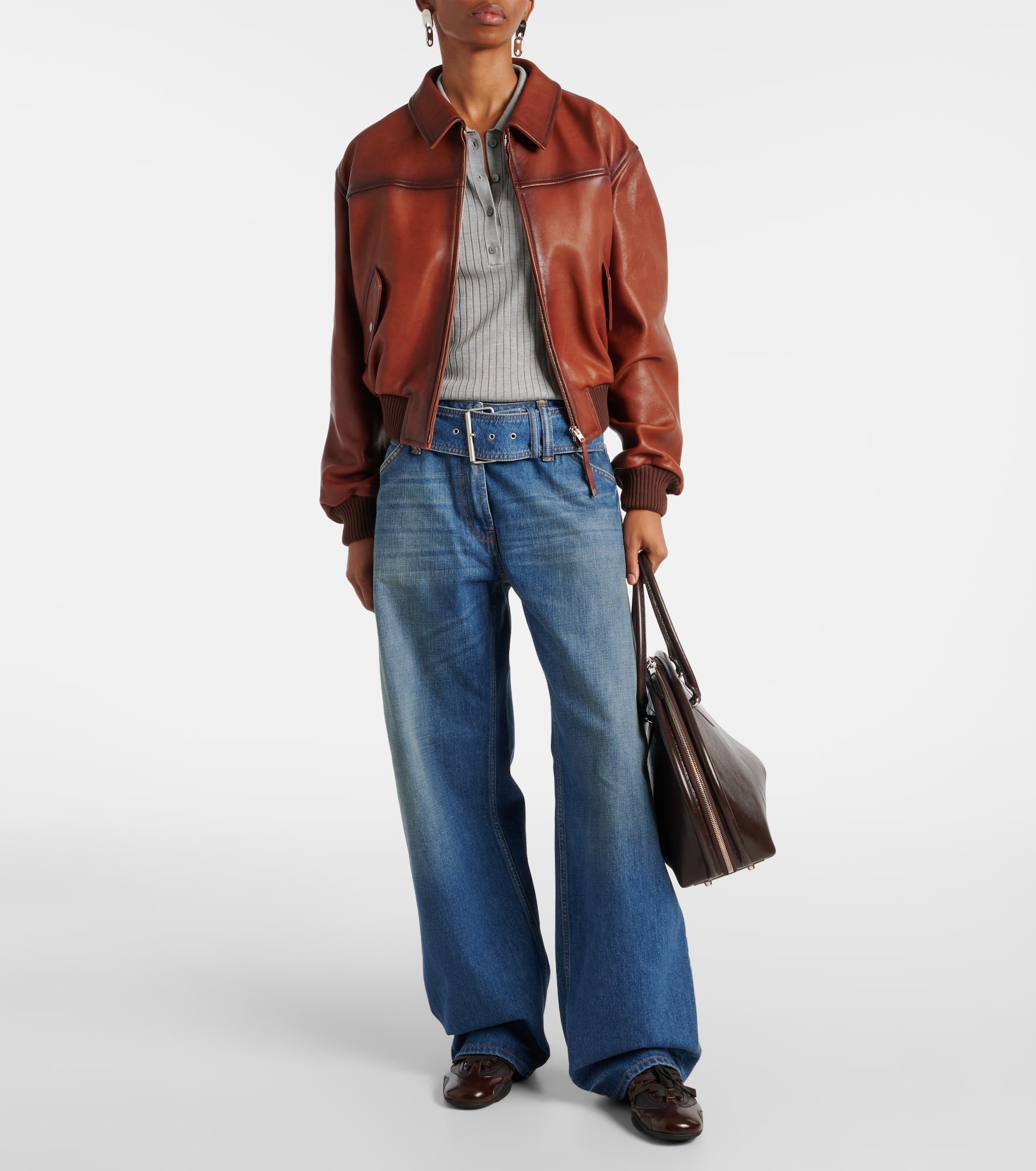 Belted low-rise wide-leg jeans - 2