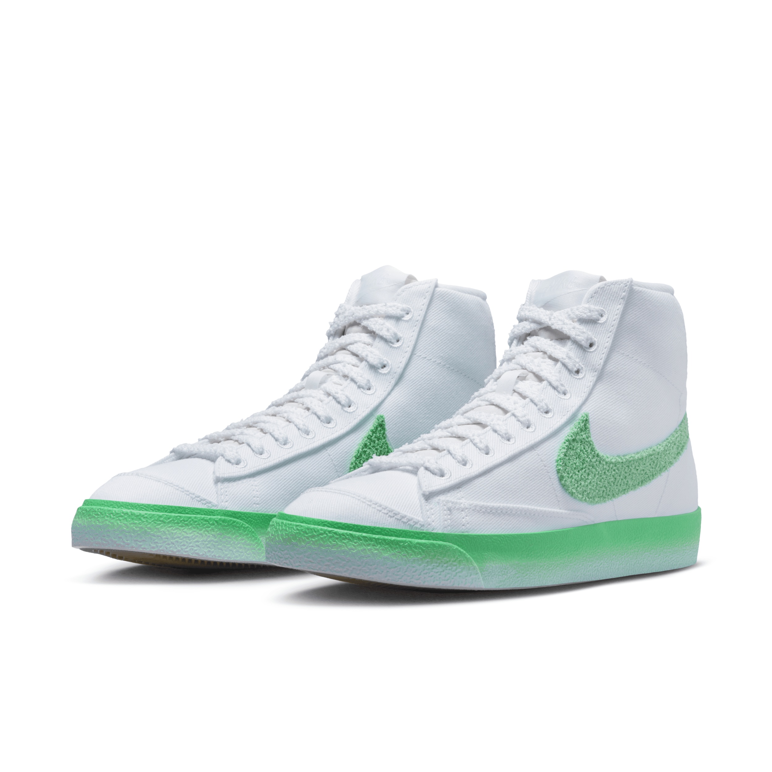 Nike Women's Blazer Mid '77 Shoes - 5