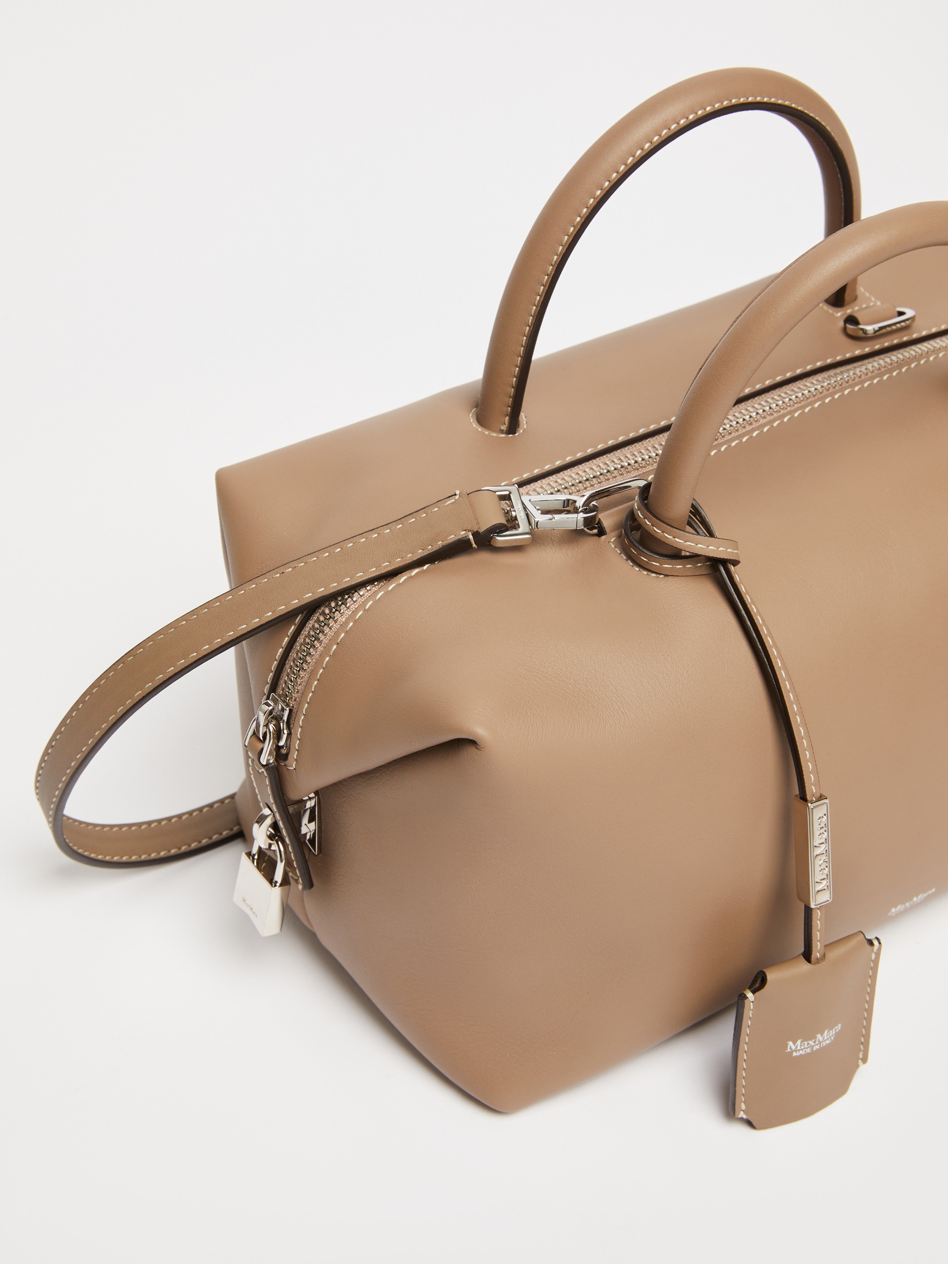 HOLDALLM Medium natural leather bowler bag - 5