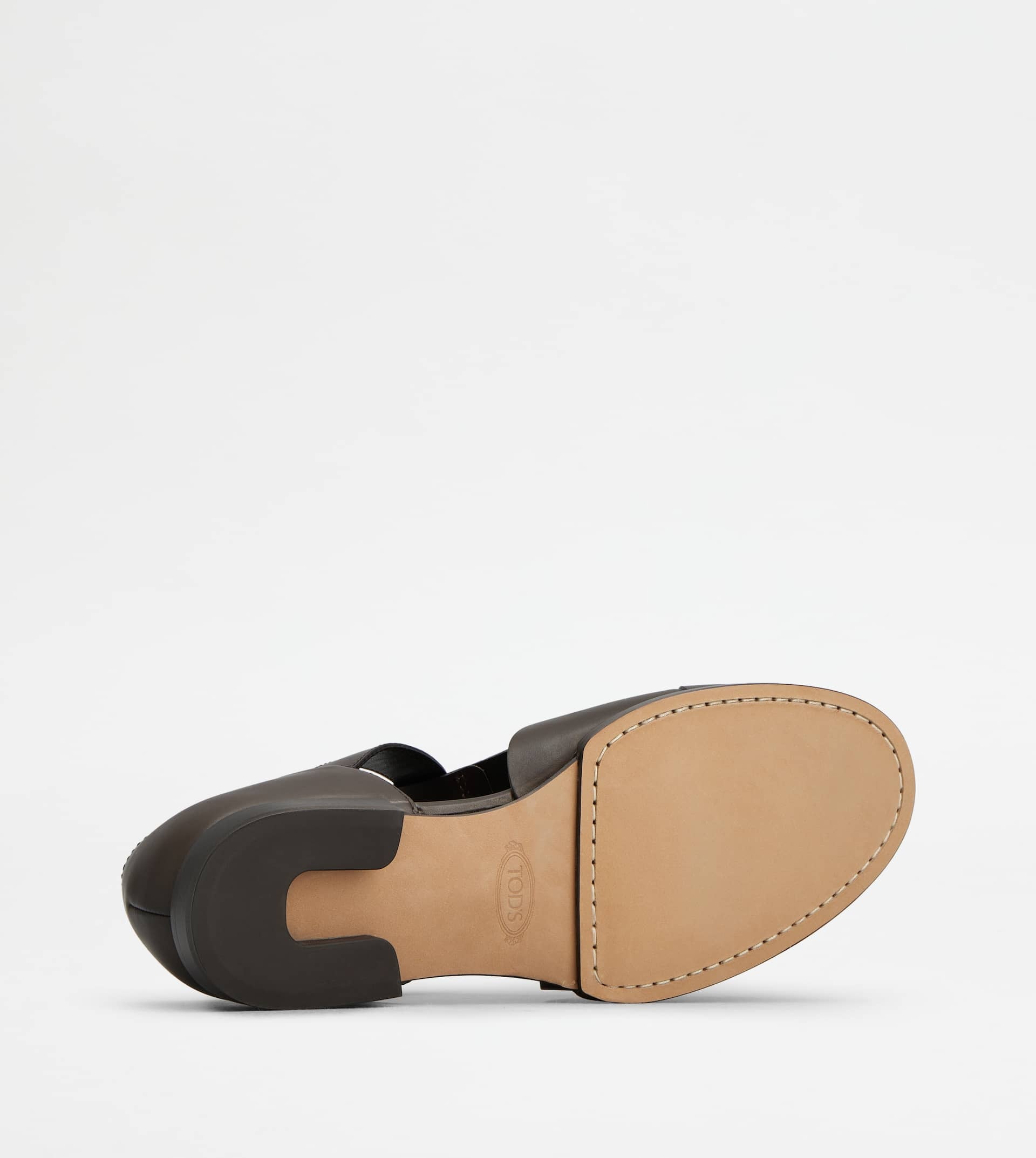 SANDALS IN LEATHER - BROWN - 5
