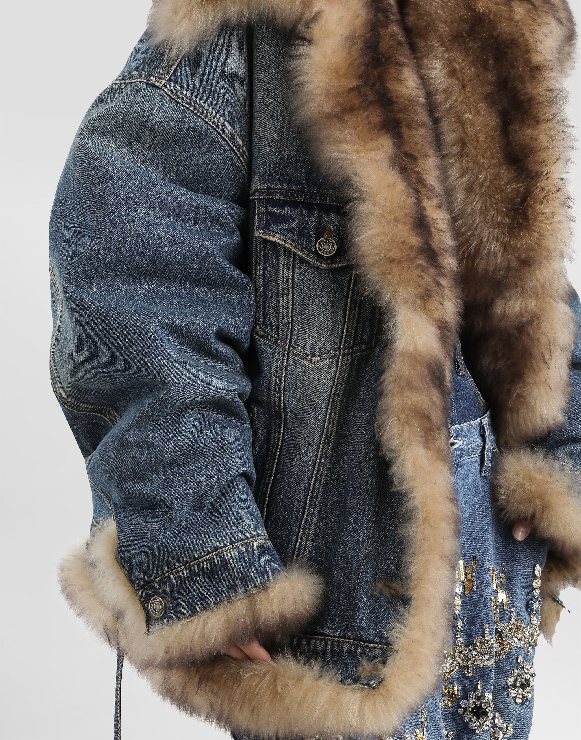 Denim jacket with fur - 6