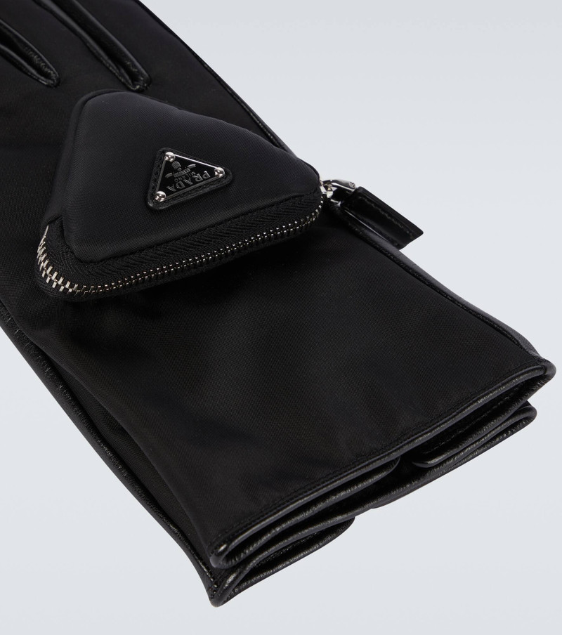 Prada Nylon and leather gloves outlook
