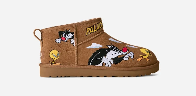 ® Palace Ultra Mini Suede Classic Boots in Chestnut - 1