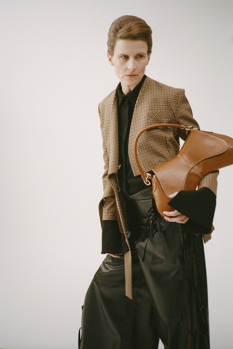 COLLARLESS DECONSTRUCTED JACKET GINGHAM 10