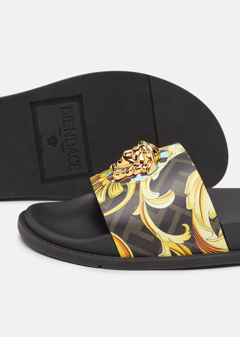 VERSACE Fendace Wild Baroque Sliders outlook