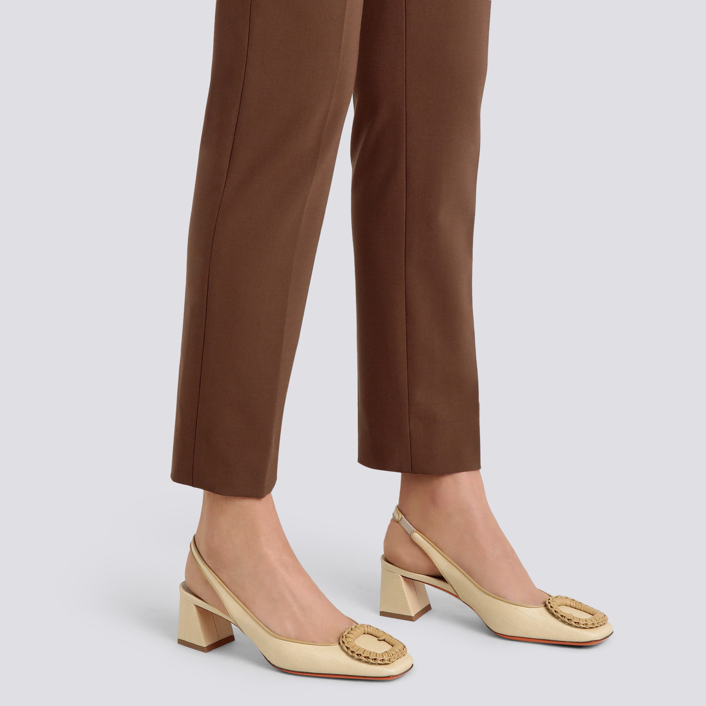 Women's beige raffia mid-heel slingback - 2