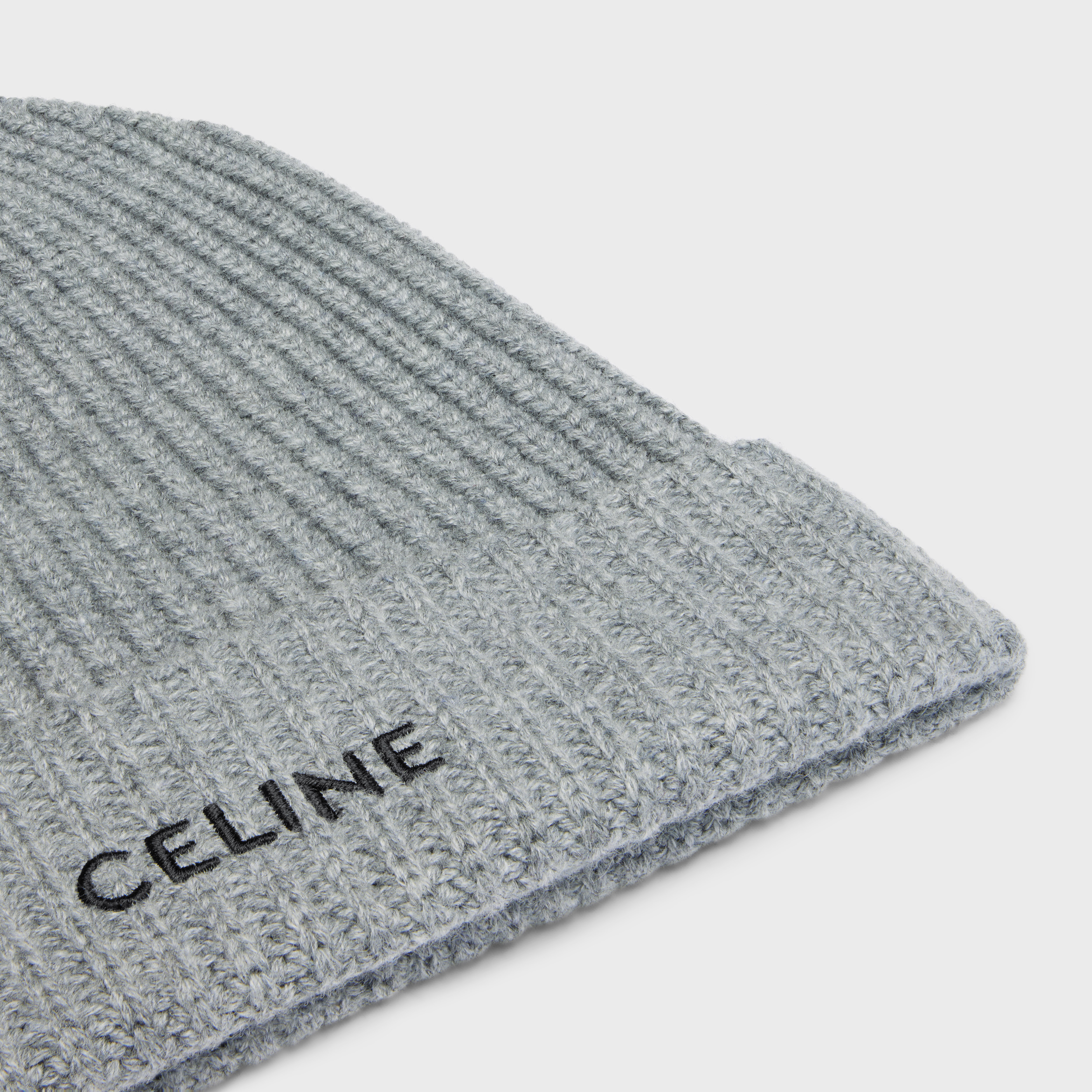 celine beanie in Scottish cashmere - 3