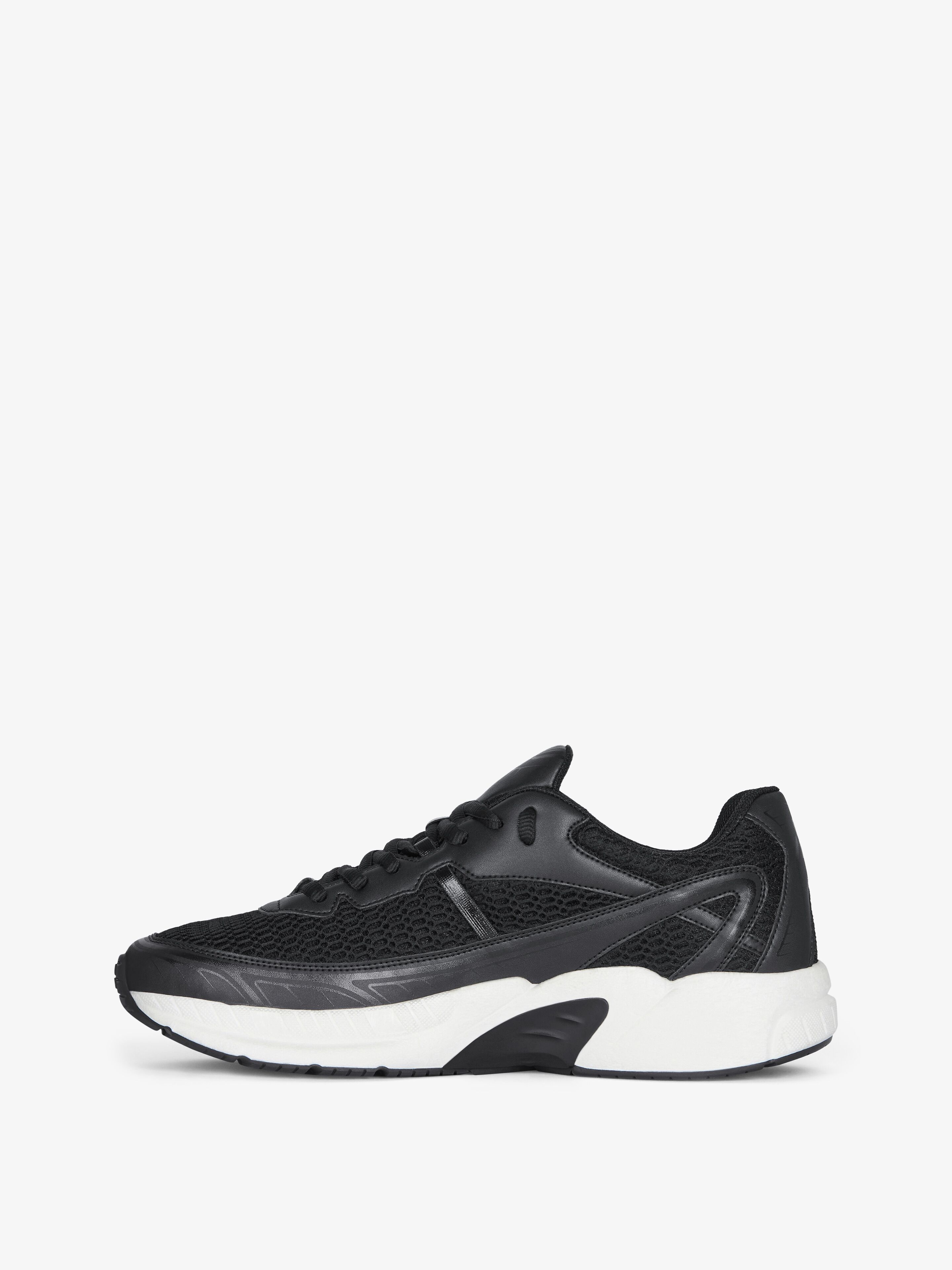 【送料&関税込】Givenchy Nfnty-52 Runners NFNTY-52 Sneakers in synthetic leather and mesh in - white
