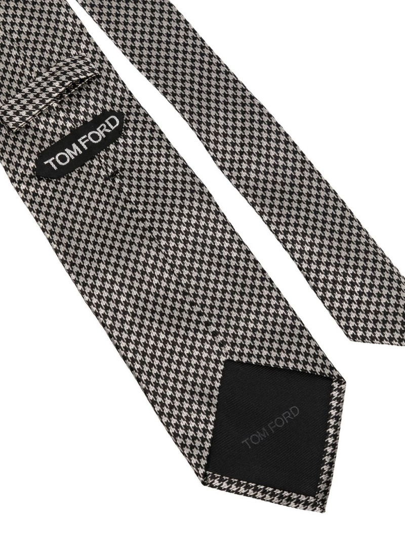 TOM FORD twill tie outlook