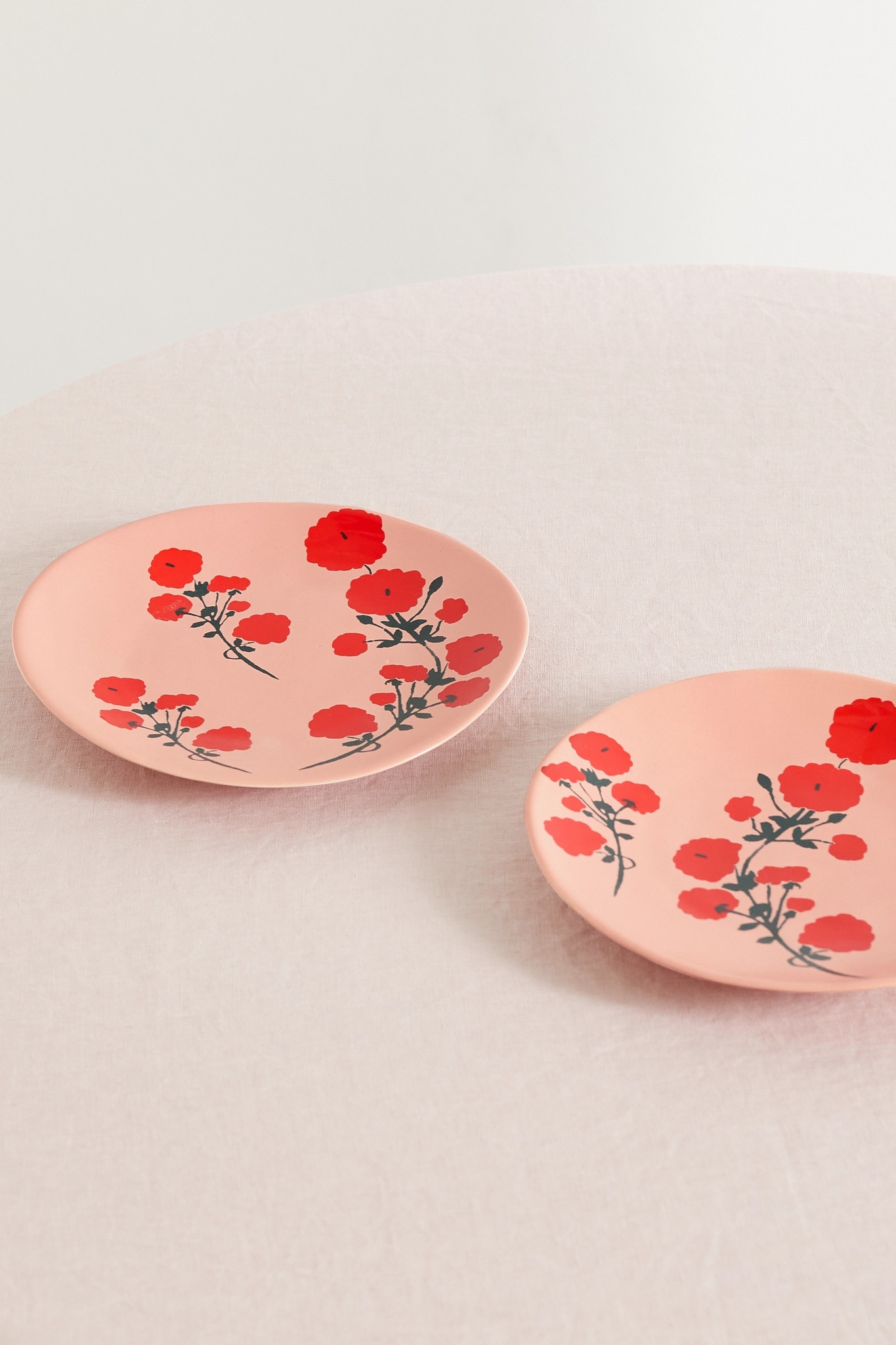 Set of two 19cm ceramic side plates - 1