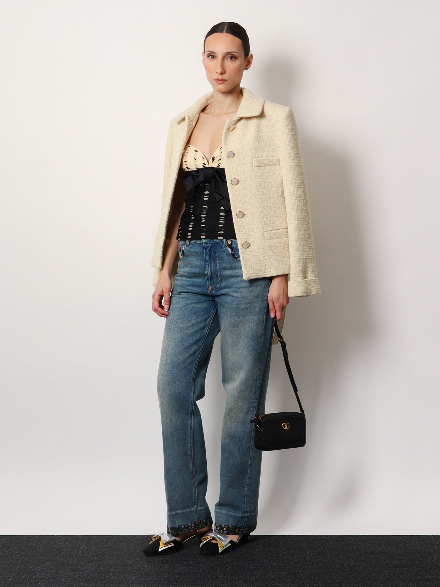 Valentino Garavani Valentino Garavani Alltime Leather Shoulder Bag With Vlogo Signature Detail - 2