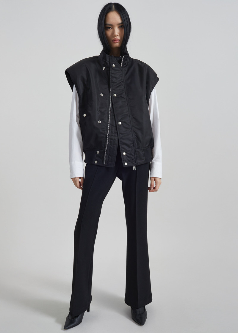 Aysen Sleeveless Bomber Jacket - Black 6