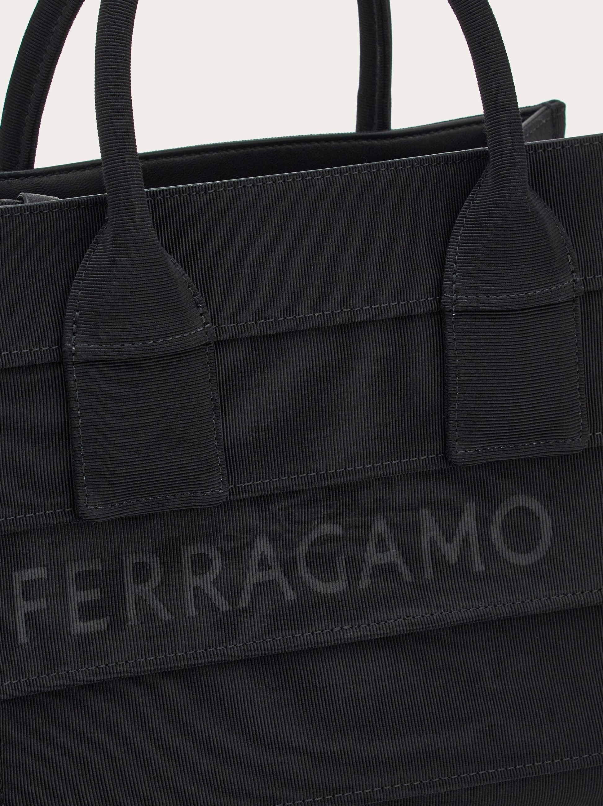 Tote bag with signature (S) - 7