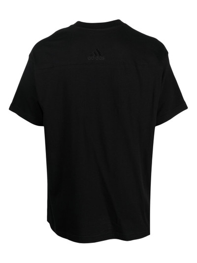 adidas logo-print T-shirt outlook