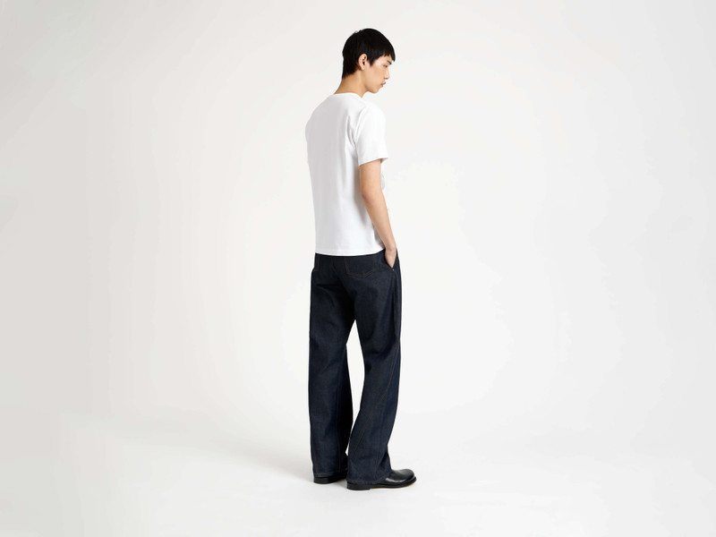 MENS GESTURE T-SHIRT IN WHITE 3