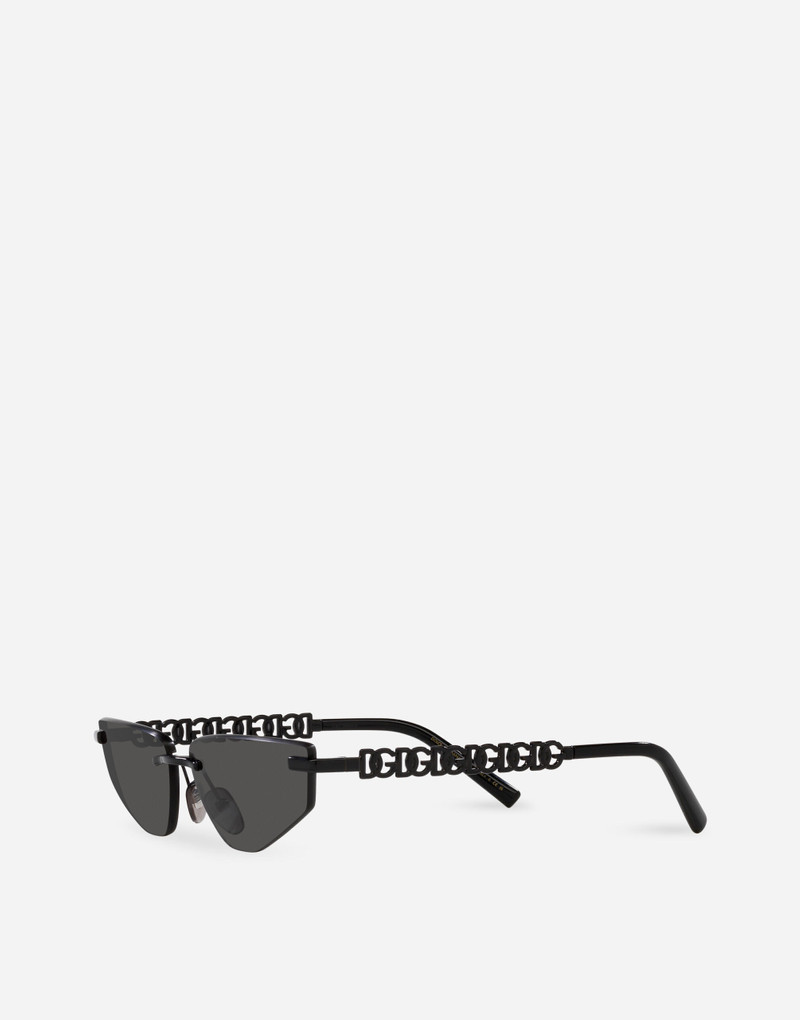 Dolce & Gabbana DG Essentials sunglasses outlook