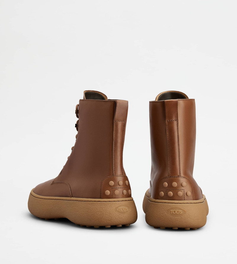 Tod's TOD'S W. G. LACE-UP ANKLE BOOTS IN LEATHER - BROWN outlook