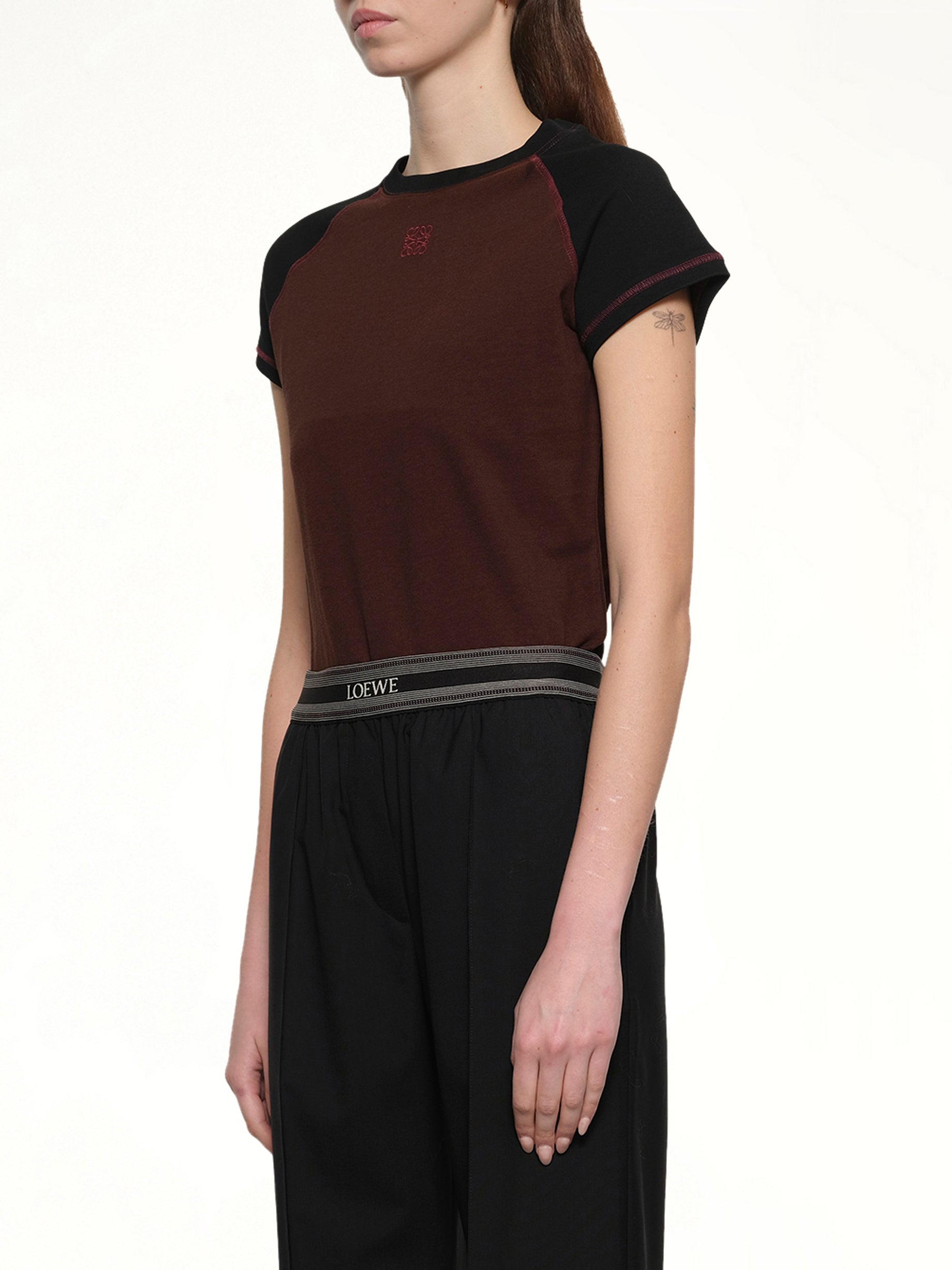 Small Fit T-Shirt in Black/Burgundy - 3