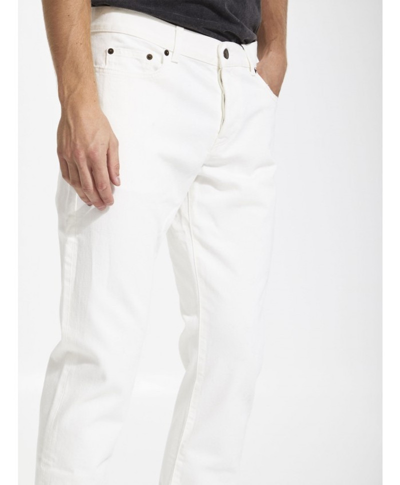 White slim jeans 4