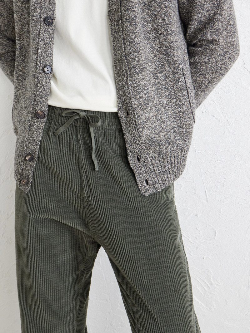 Joggy Straight-Leg Cotton-Corduroy Trousers 5