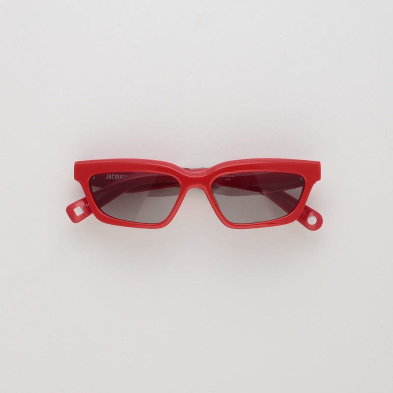 Salon Angular Sunglasses in Red 1