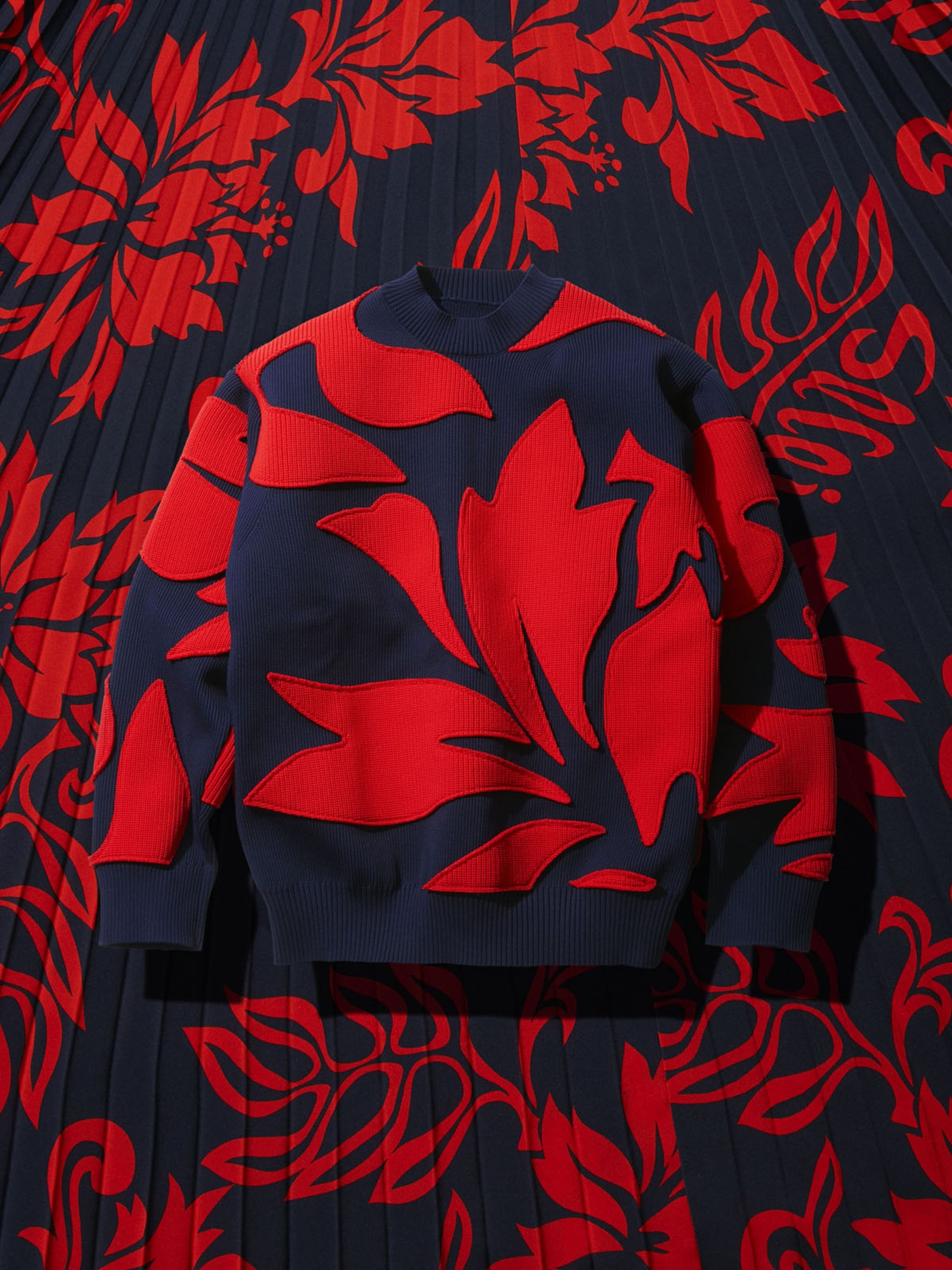 Floral Embroidered Patch Knit Pullover - 2