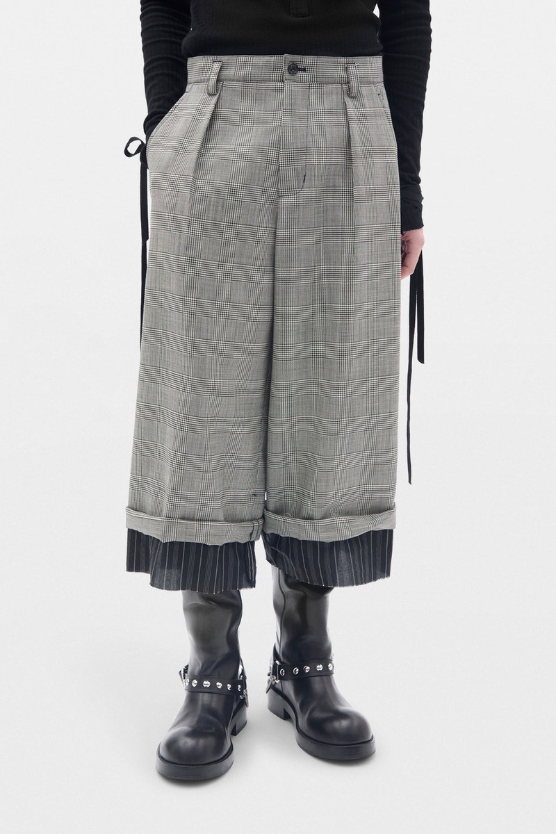 HaroldWide Leg Cropped Trousers with Edge Lining Border 1