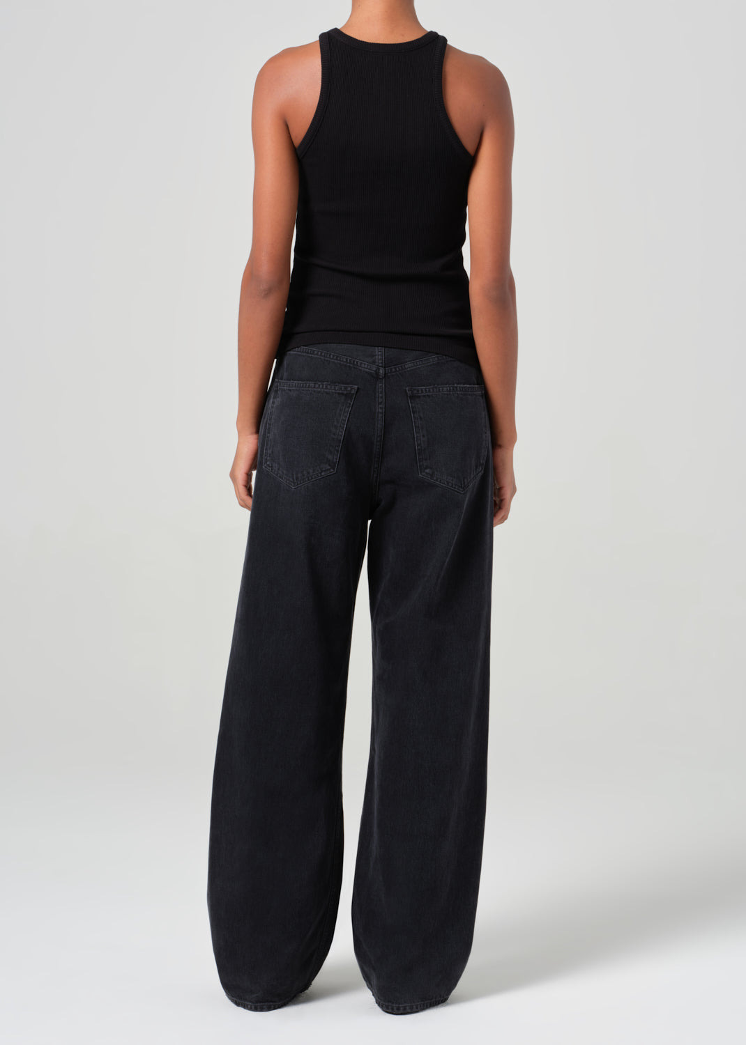 LOW CURVE JEAN IN BLACK TAR - 3
