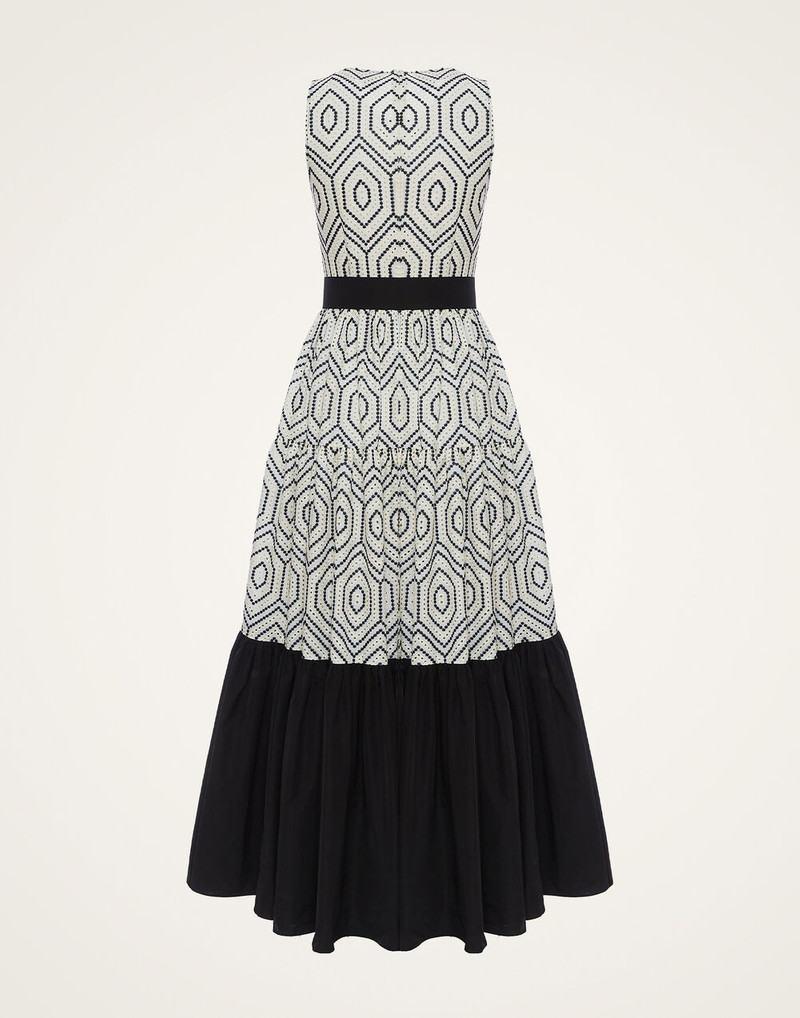 Sleeveless Big Dress 3