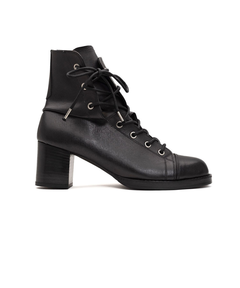 Twisted Leather Boots 3