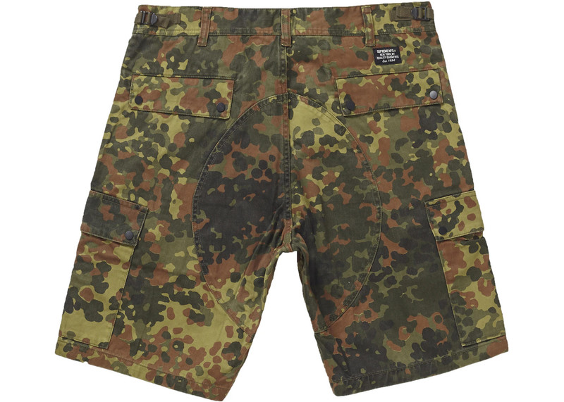 Supreme Supreme Cargo Short (SS19) Olive German Camo outlook