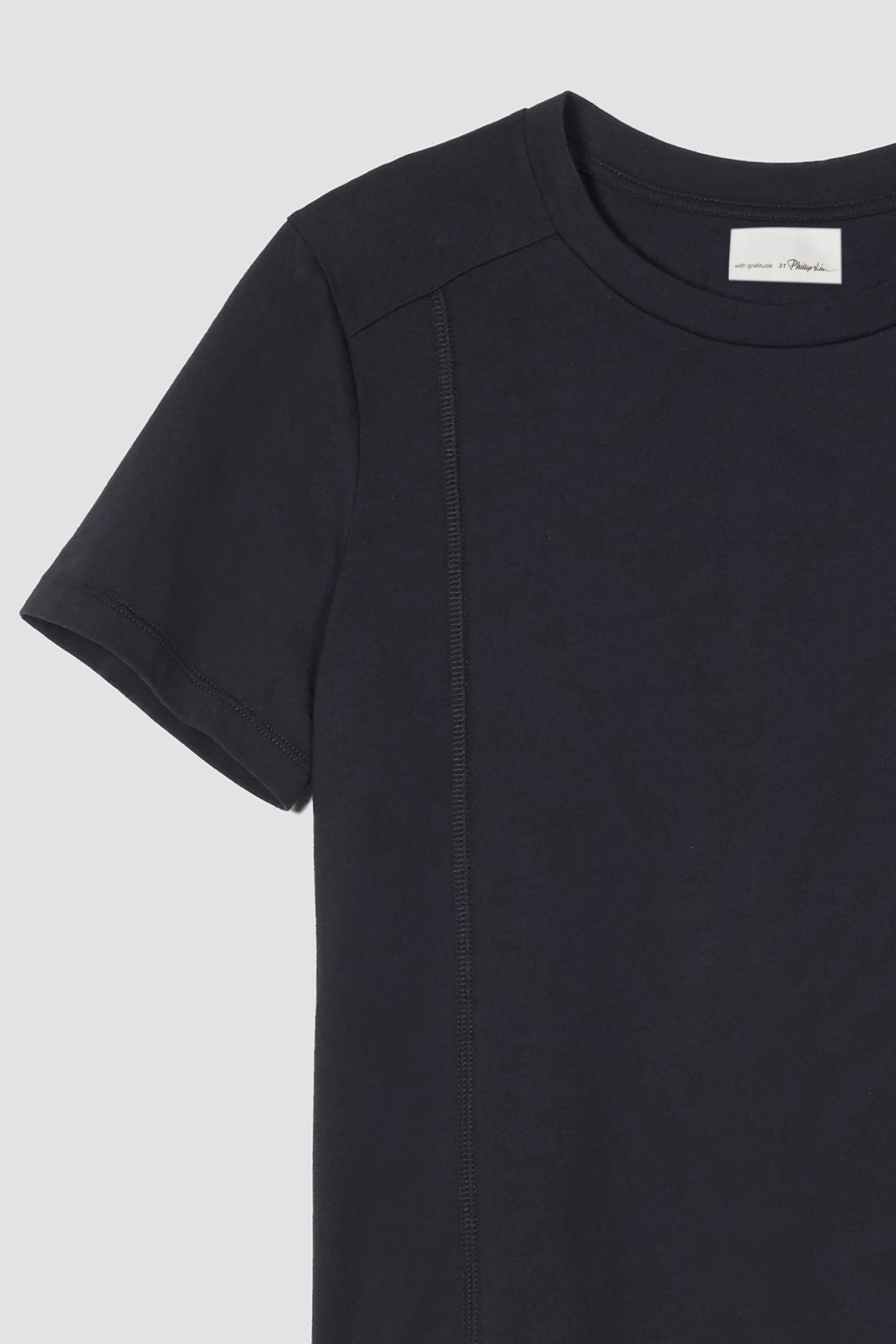 Logo-Patch Essential T-Shirt - 9