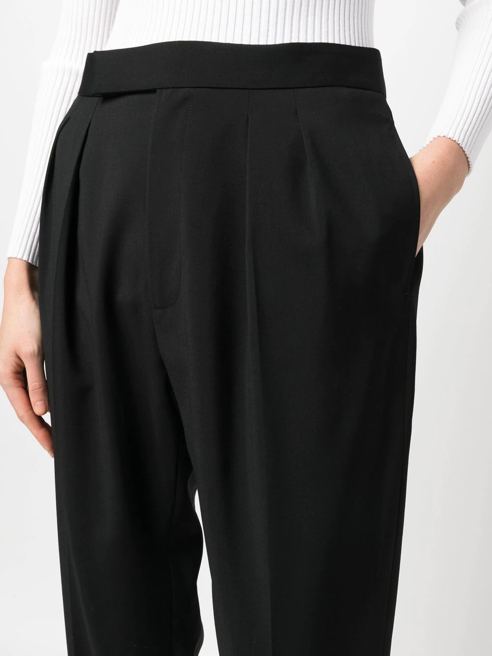 Seina pleat-detail trousers - 5