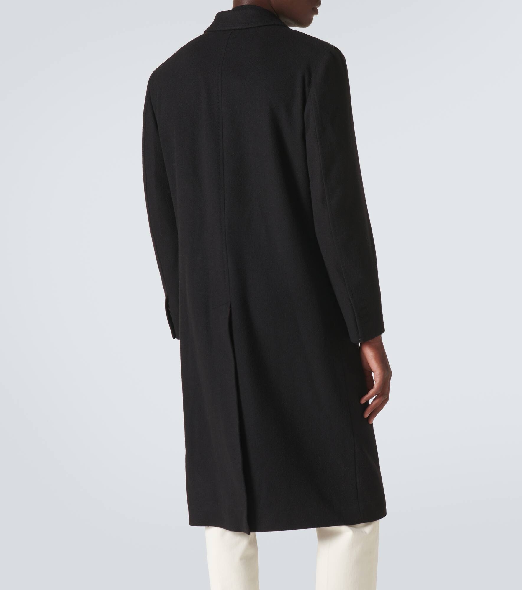 Double-breasted cashmere overcoat - 4